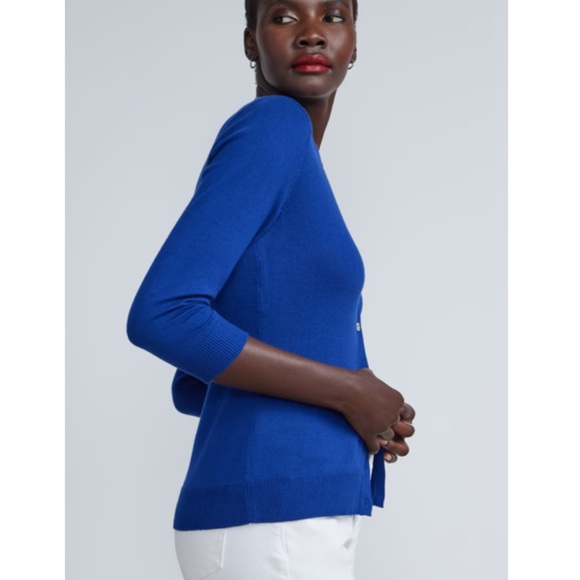 GAP Blue Button Down Cardigan with V-neckline and Ribbed Hems. - Picture 2 of 10